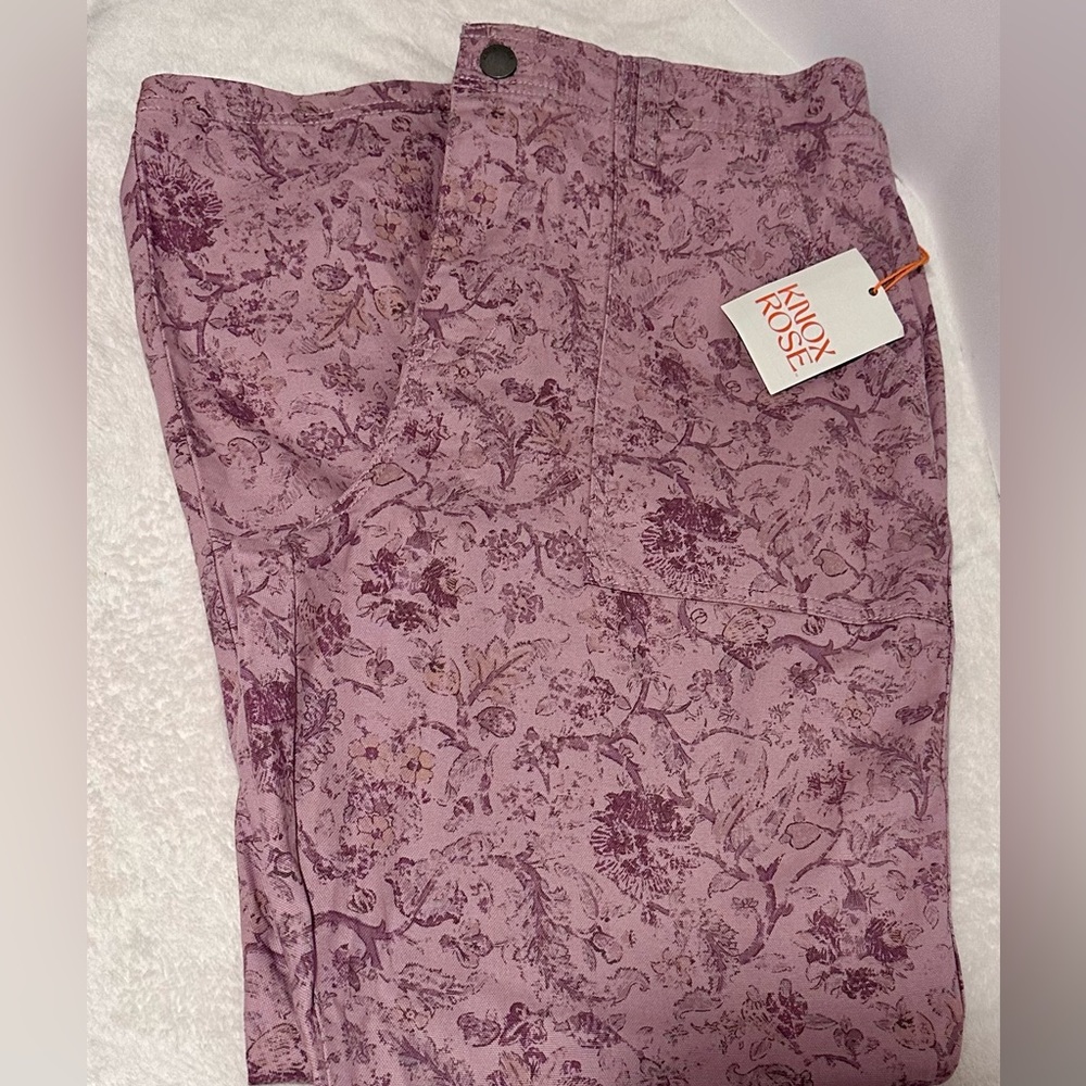 Knox Rose X Large Pink Floral
Women's Straight Leg Jeans Boho
Cottagecore Chic